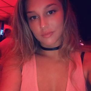 Meet your Posher, Brittney